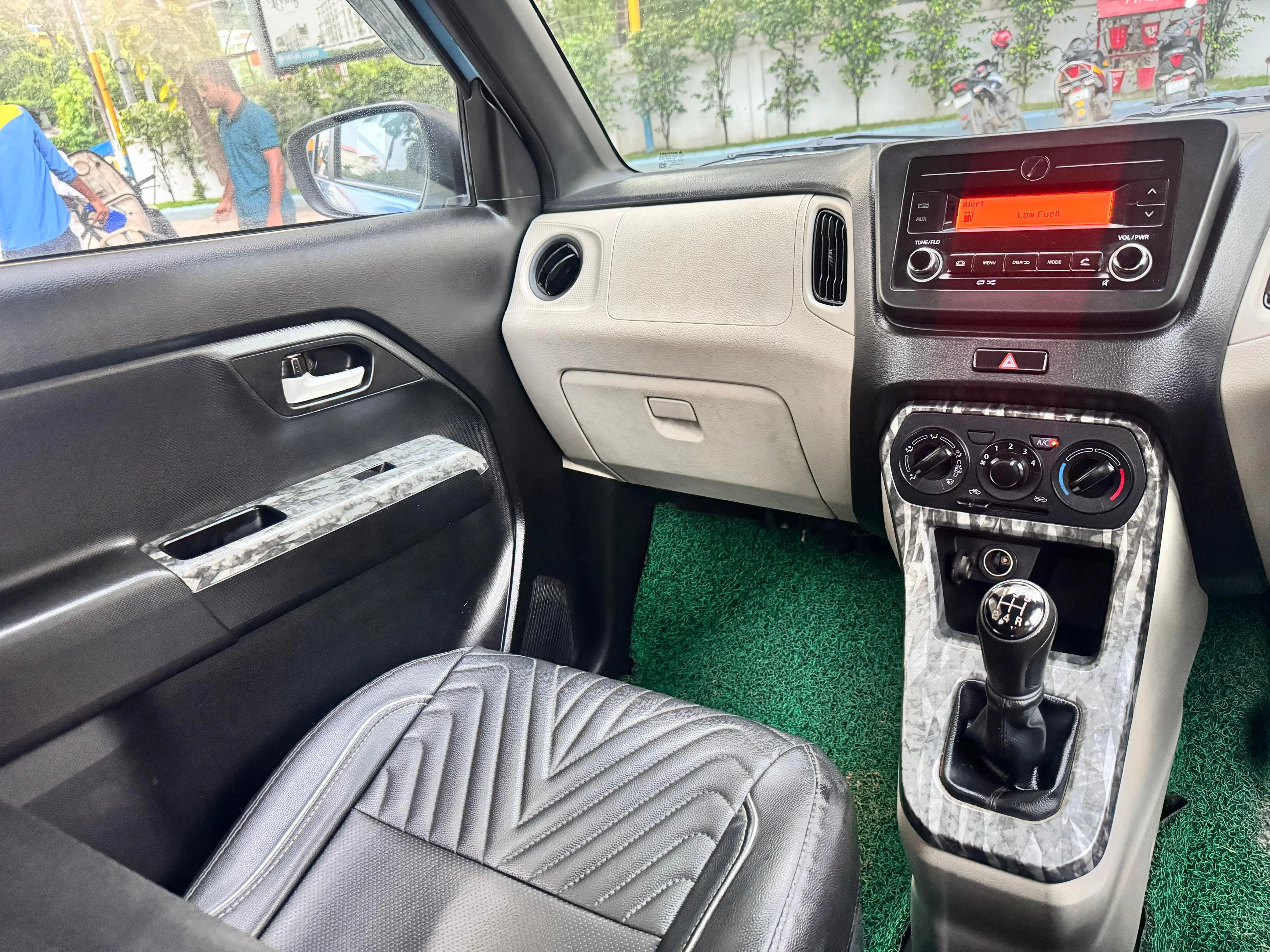 Maruti Suzuki Wagon R - Thumbnail 5